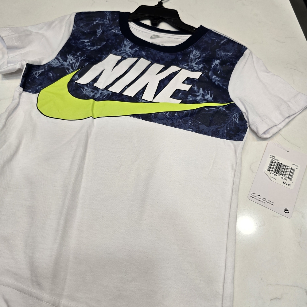 Nike Kids White and Blue Graphic T-Shirt